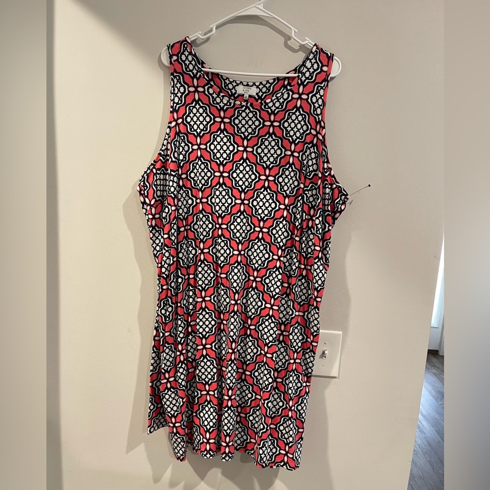 NWOT Crown & Ivy Geometric Dress - Navy, White, Pink